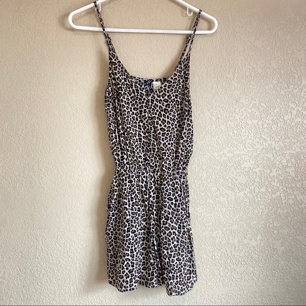 H&M Leopard Print Romper With Pockets - image 1